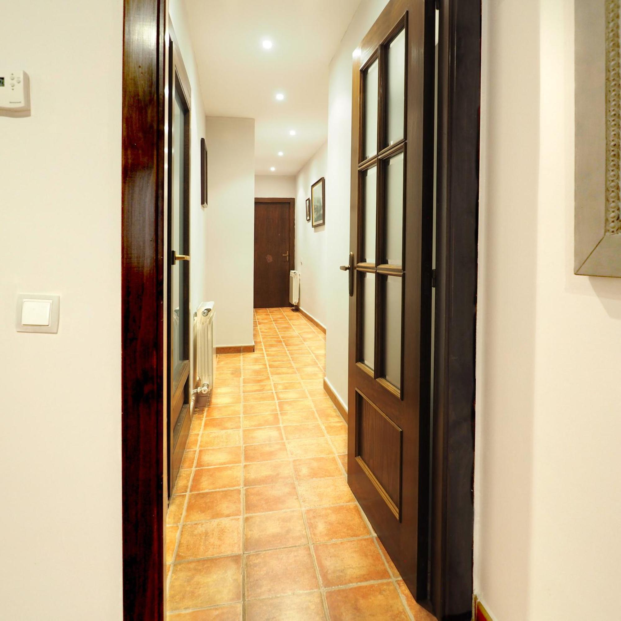 Apartamentos Angelus Plaza Mayor De 格劳斯 外观 照片