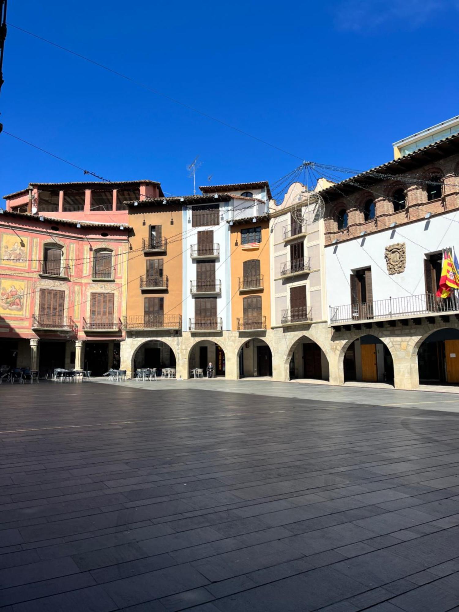 Apartamentos Angelus Plaza Mayor De 格劳斯 外观 照片